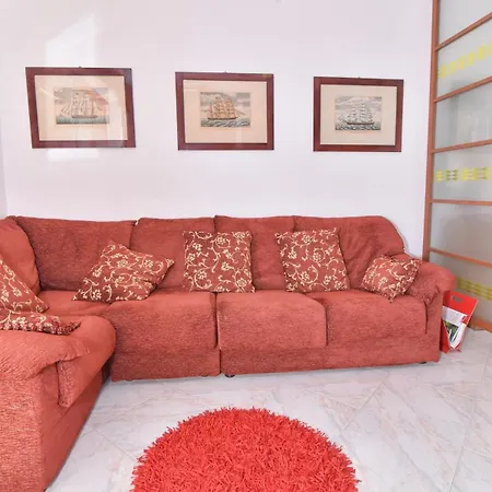 Vista Mare Red Corallo Elegance アパート